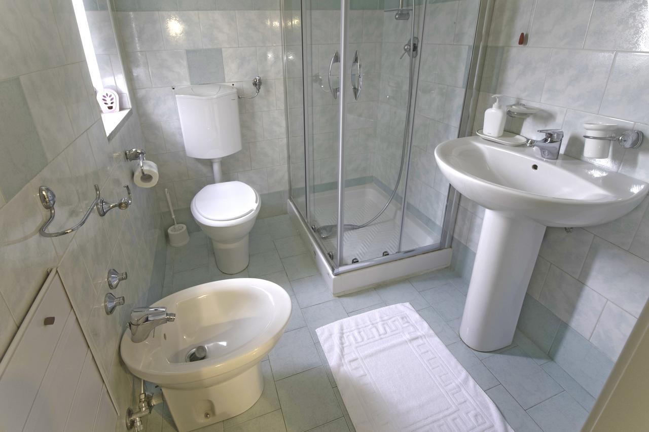 لاميزيا تيرمي B&B San Carlo المظهر الخارجي الصورة